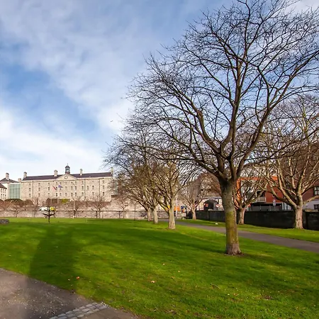 Stylish And Trendy 2br Near Centre * Dublin