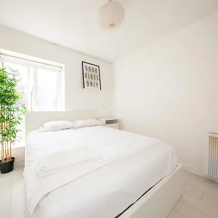 Apartament Stylish And Trendy 2br Near Centre Dublin